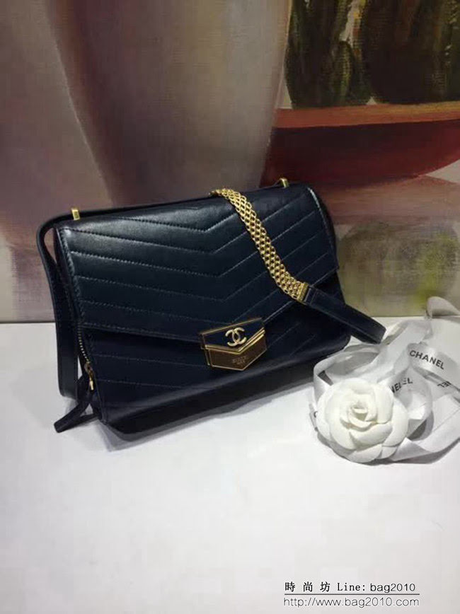 香奈兒CHANEL57491CHANEL 2018新品漢堡系列專櫃最新版肩背斜跨晚宴包 DSC1088